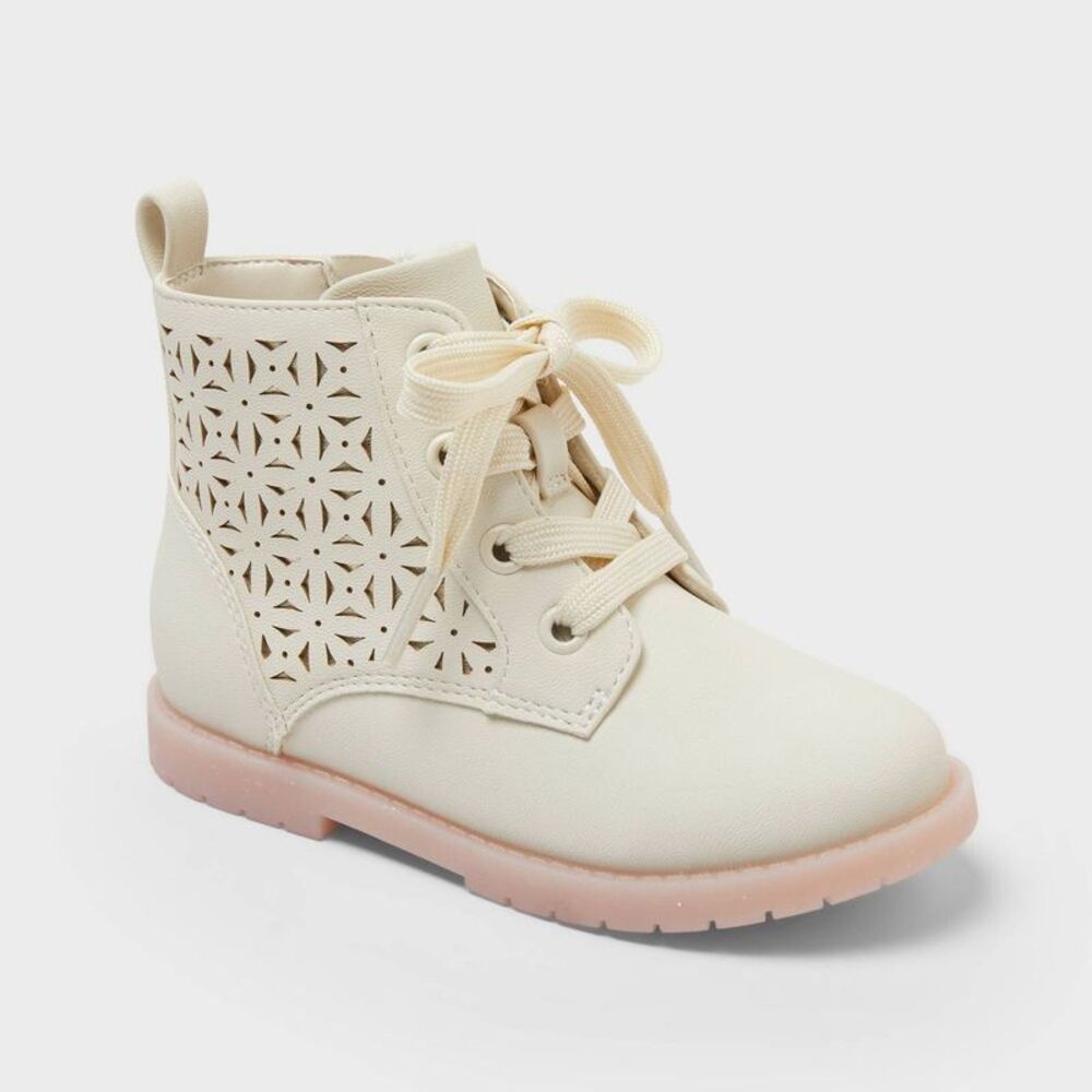 Toddler Girls' Kimmie Lug Sole Boots - Cat & Jack Ivory 5T